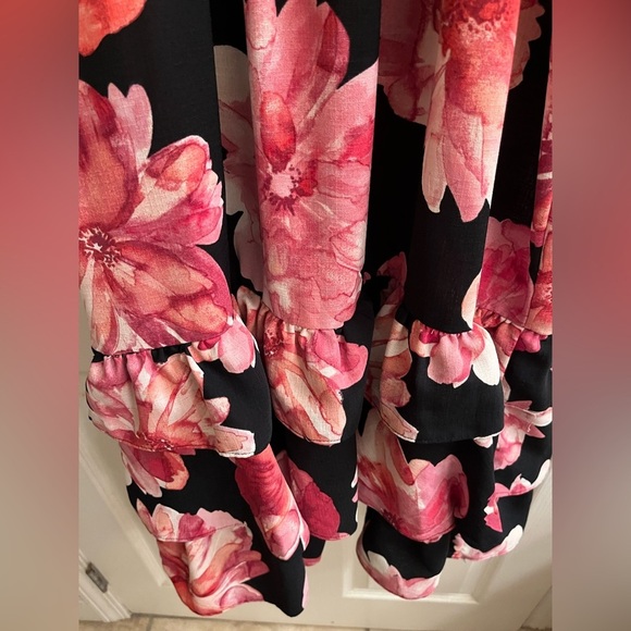 SOFIA VERGARA~FLORAL DRESS~PINK~M - Picture 5 of 9